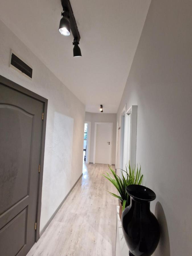 Marsselis Luxe Port Apartment Варна Экстерьер фото