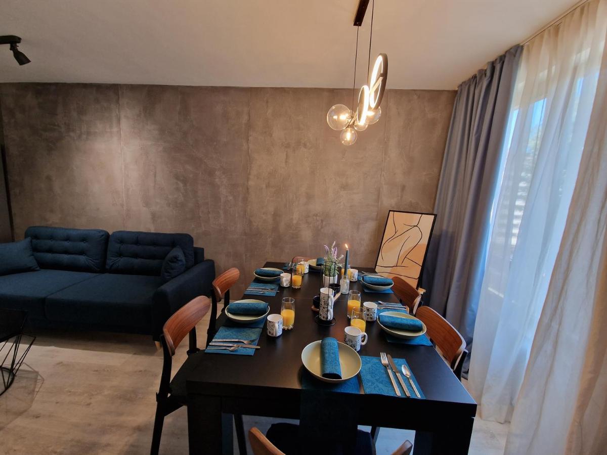 Marsselis Luxe Port Apartment Варна Экстерьер фото