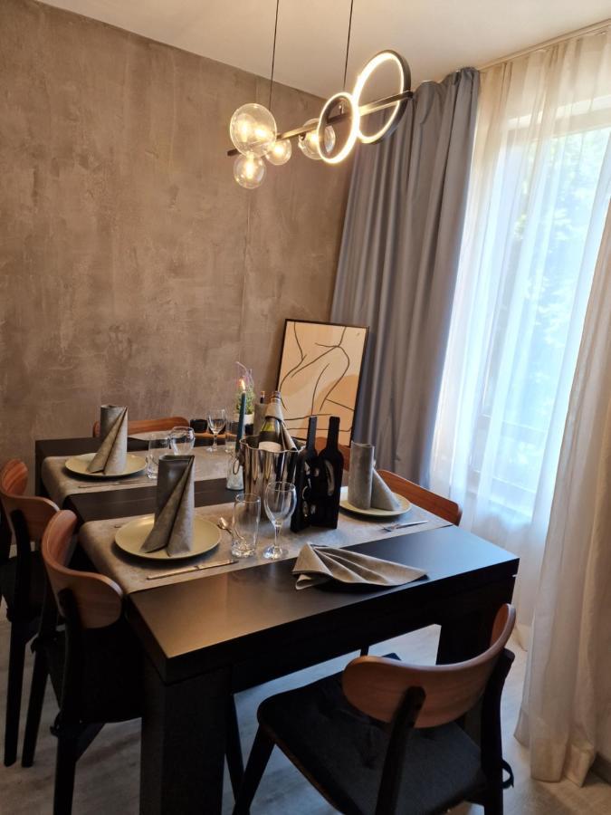 Marsselis Luxe Port Apartment Варна Экстерьер фото